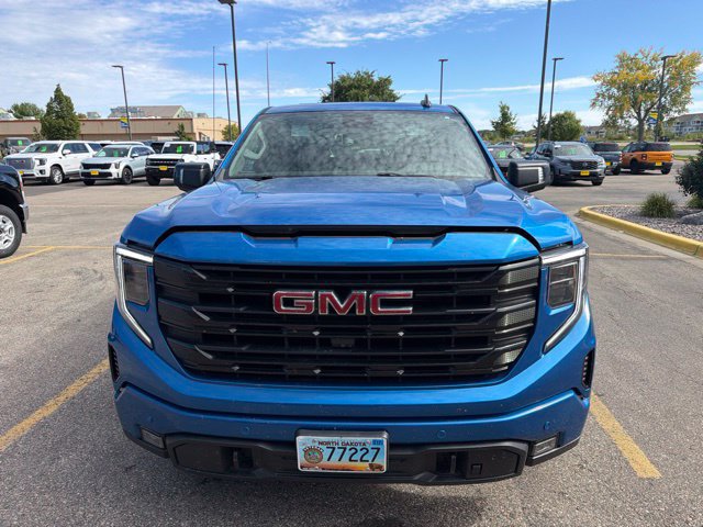 Used 2024 GMC Sierra 1500 Elevation w/ Elevation Premium Package AWD/4WD image 2