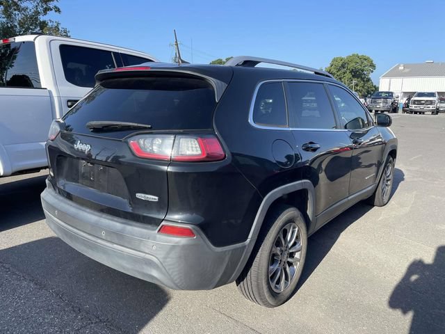 Used 2021 Jeep Cherokee Latitude Plus w/ Sun & Sound Group FWD image 5