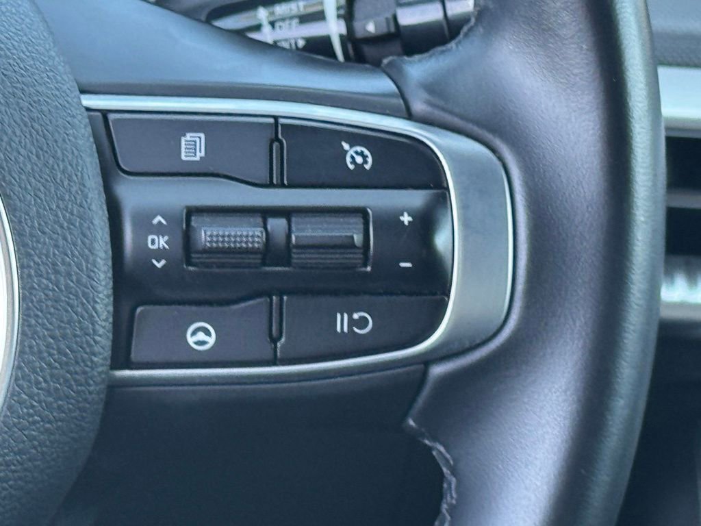 Used 2022 Kia K5 GT-Line AWD/4WD image 23
