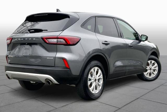 Certified 2025 Ford Escape Active w/ Cold Weather Package image 13