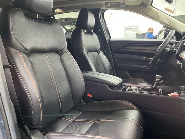 Used 2024 MAZDA CX-50 AWD 2.5 Turbo w/ Cargo Package image 39