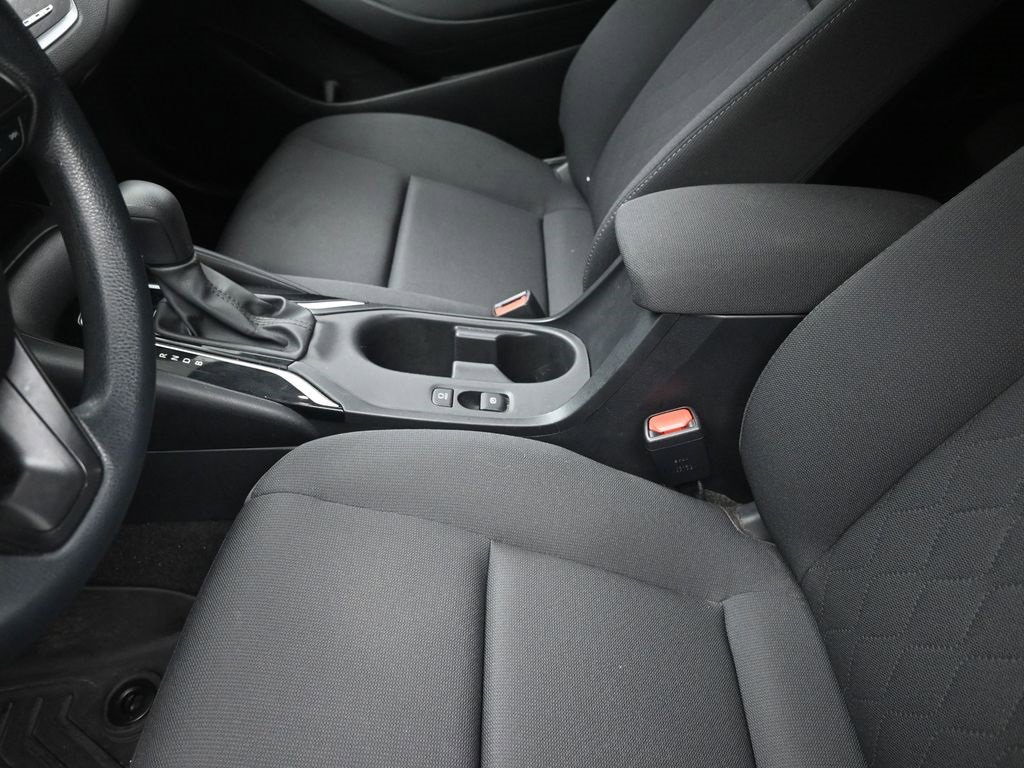 Used 2024 Toyota Corolla LE image 19