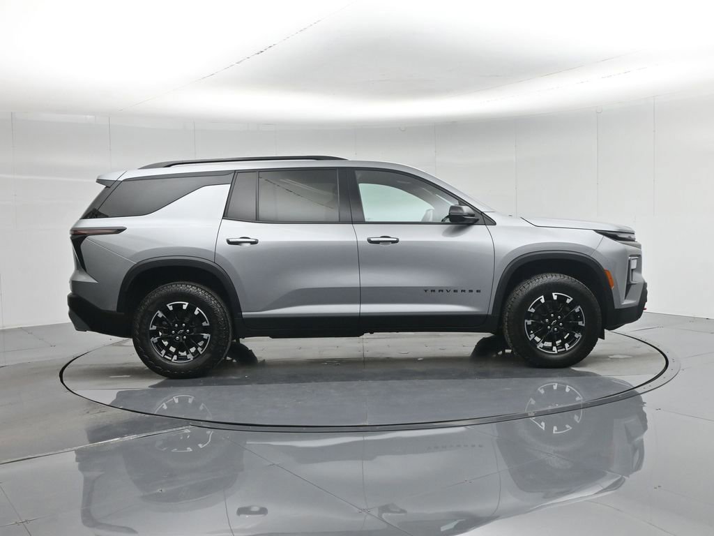 Used 2024 Chevrolet Traverse Z71 w/ LPO, Floor Liner Package image 8