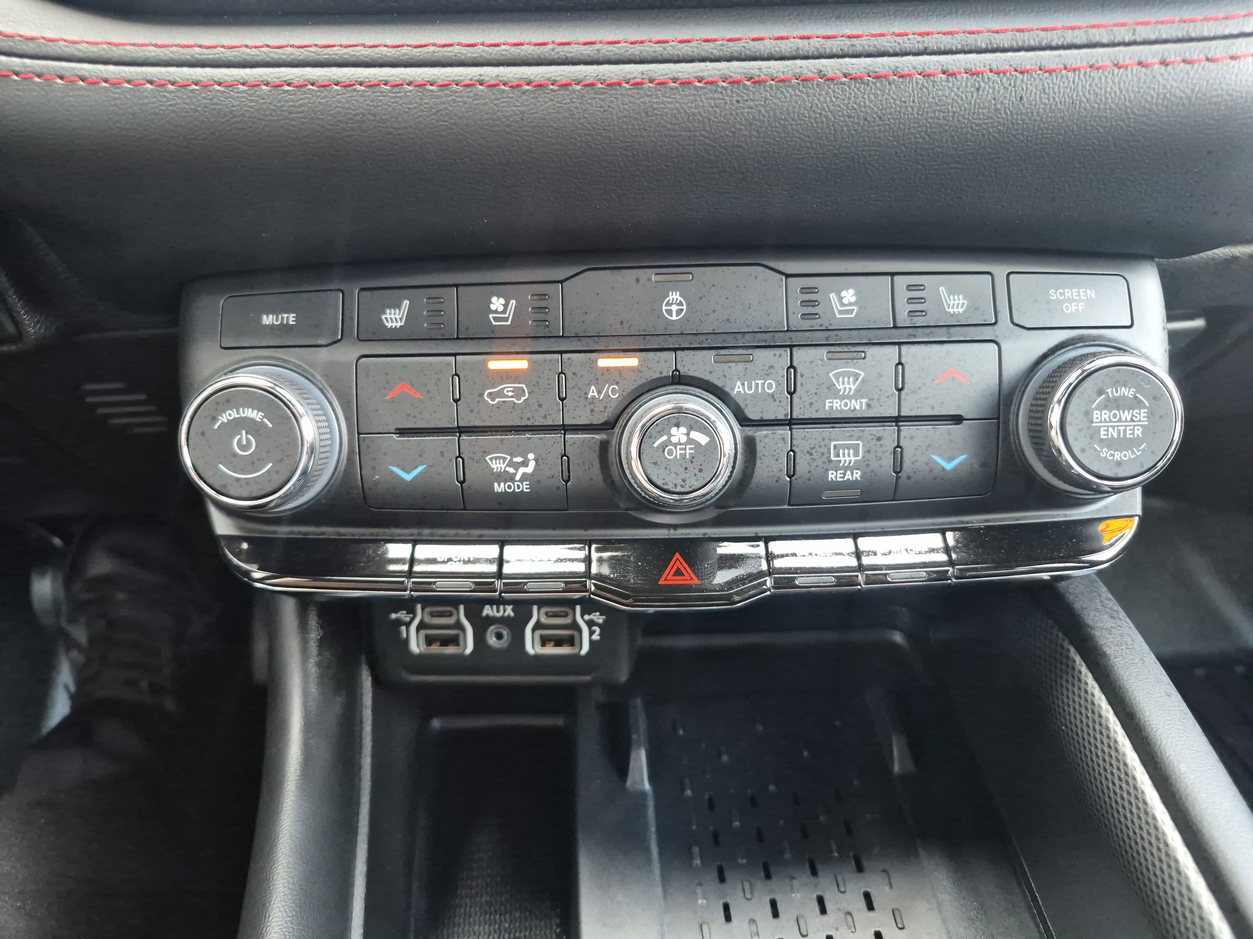 Used 2025 Dodge Durango R/T AWD/4WD image 34