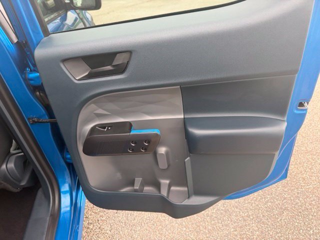Certified 2025 Ford Maverick Lobo AWD/4WD image 32
