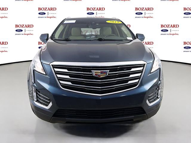 Used 2019 Cadillac XT5 Luxury image 2