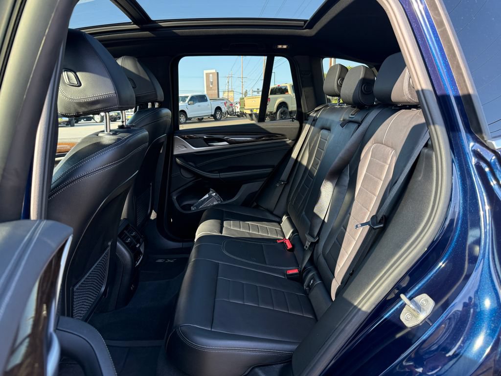 Used 2024 BMW X3 xDrive30i AWD/4WD image 11