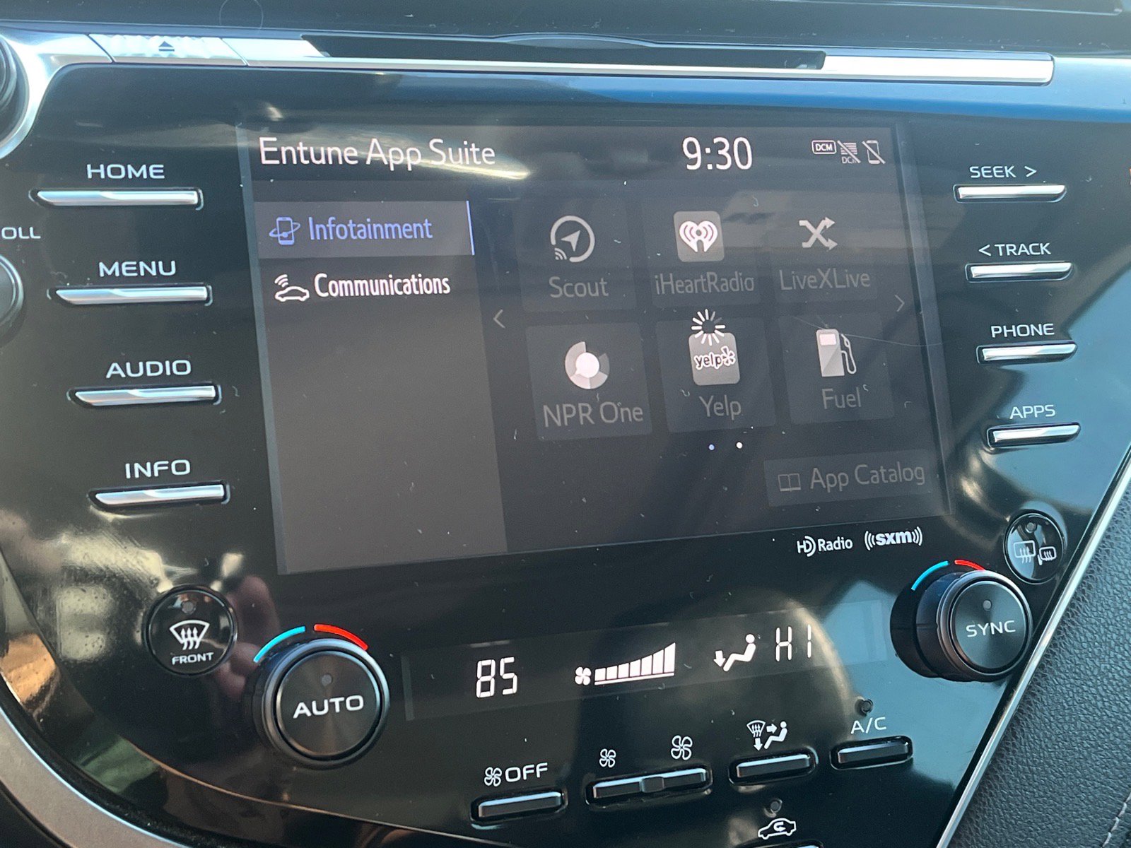 Used 2018 Toyota Camry SE image 13