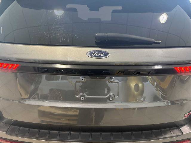 Certified 2025 Ford Explorer ST AWD/4WD image 33