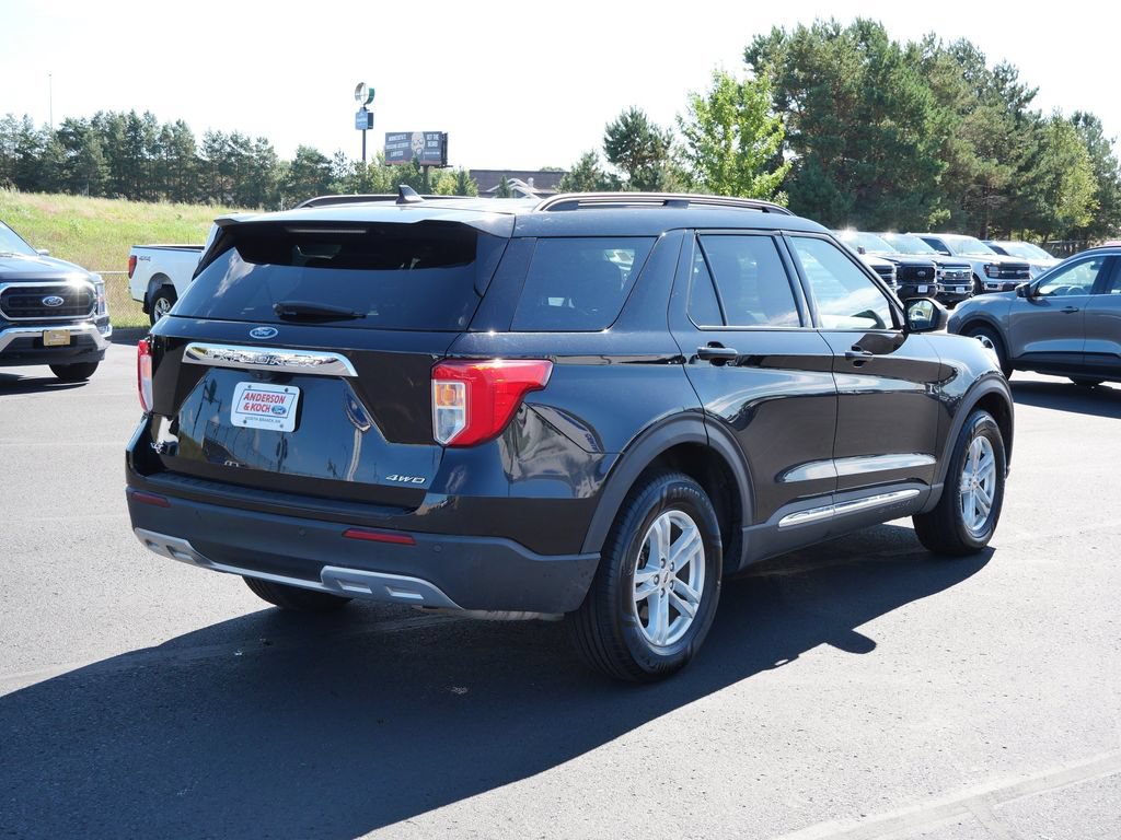 Certified 2022 Ford Explorer XLT w/ Equipment Group 202A AWD/4WD image 6