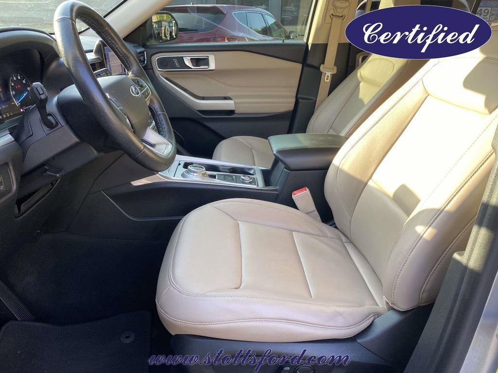 Certified 2022 Ford Explorer XLT w/ Equipment Group 202A image 15