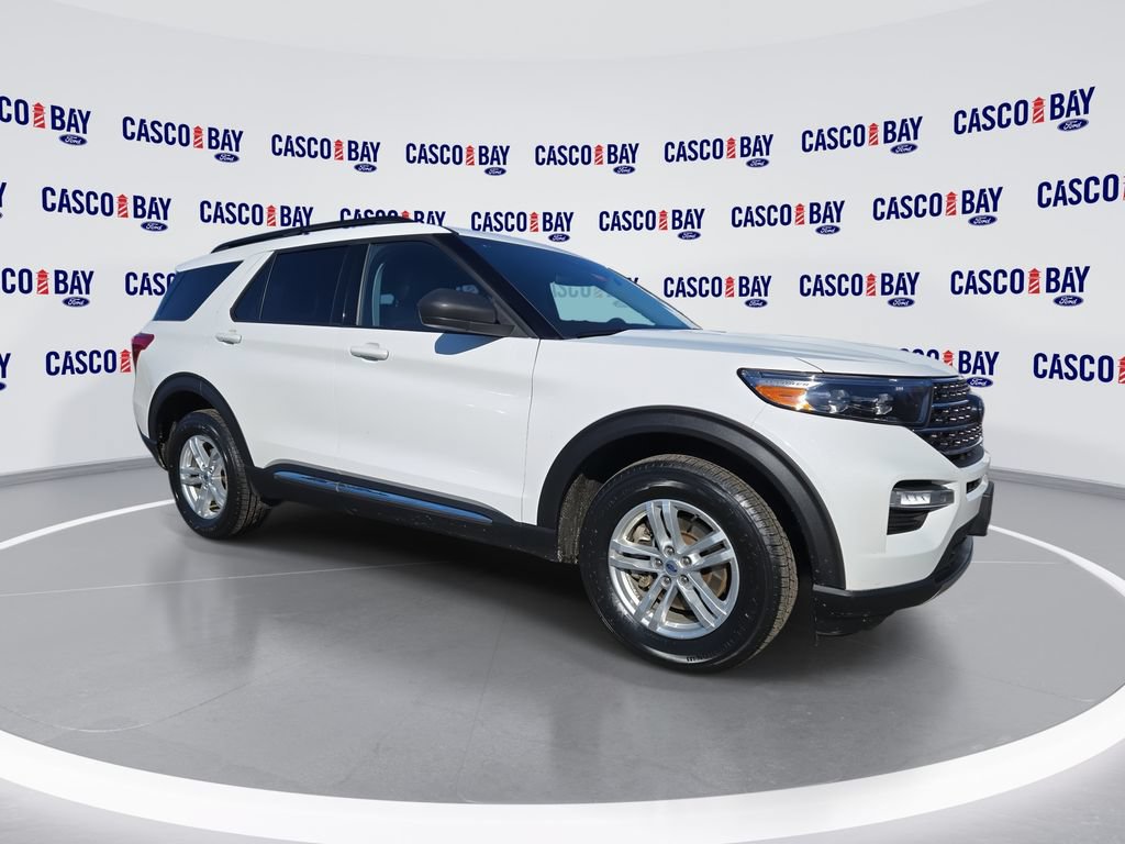 Certified 2023 Ford Explorer XLT w/ Equipment Group 202A AWD/4WD image 1