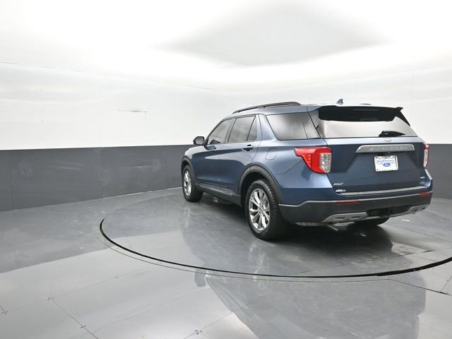 Certified 2020 Ford Explorer XLT w/ Equipment Group 202A image 5