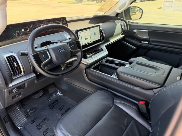 Certified 2025 Ford Expedition Platinum image 14