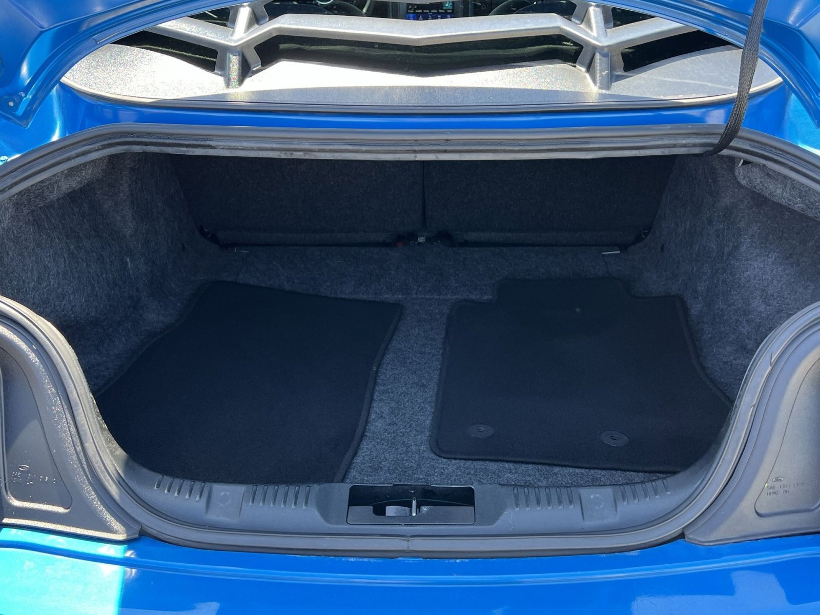 Certified 2019 Ford Mustang Coupe w/ Equipment Group 101A RWD image 31