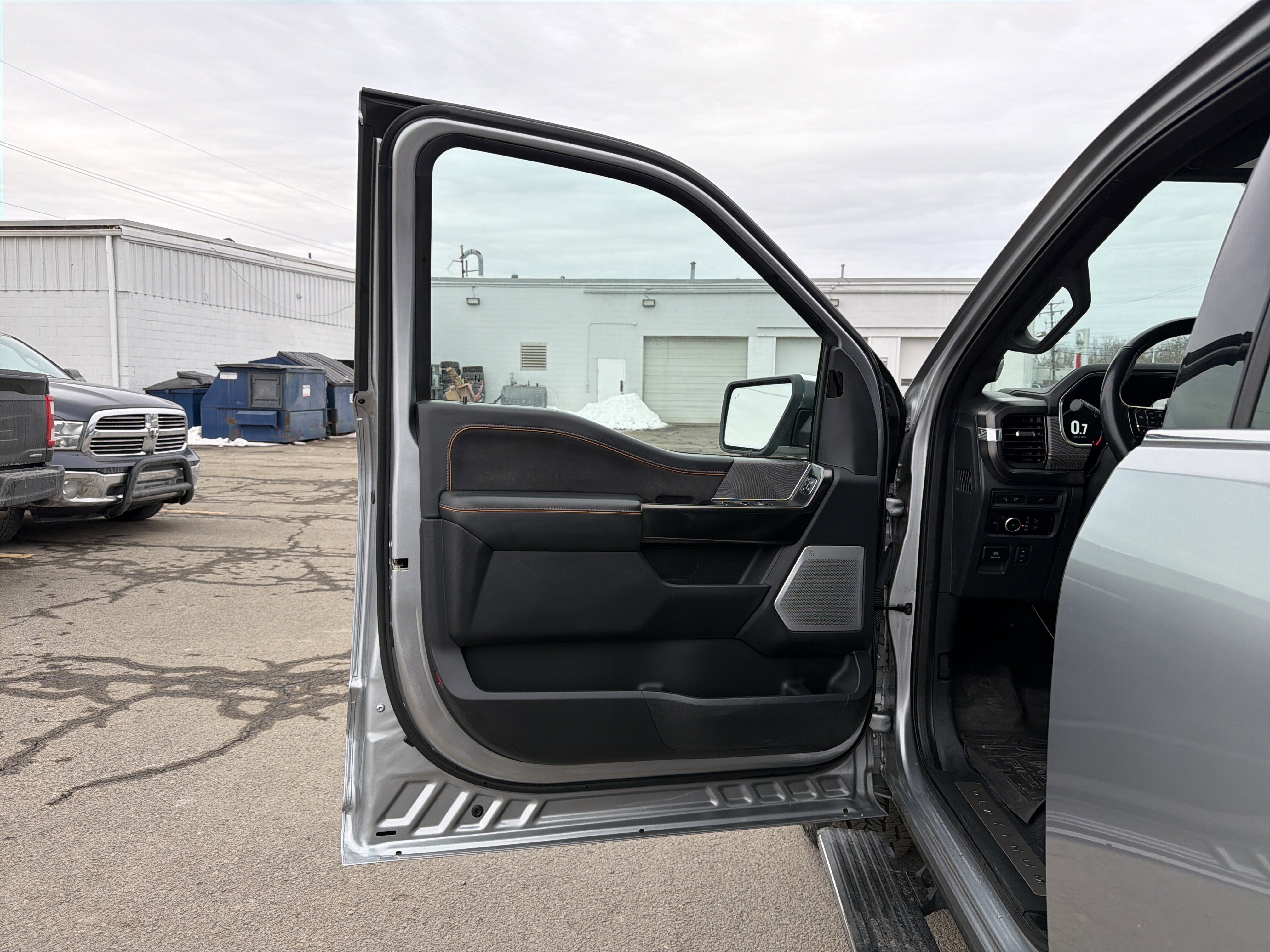 Certified 2023 Ford F150 Platinum w/ Equipment Group 701A High image 11