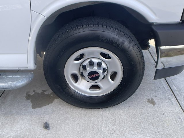 Used 2024 GMC Savana 2500 Work Van w/ Driver Convenience Package image 11