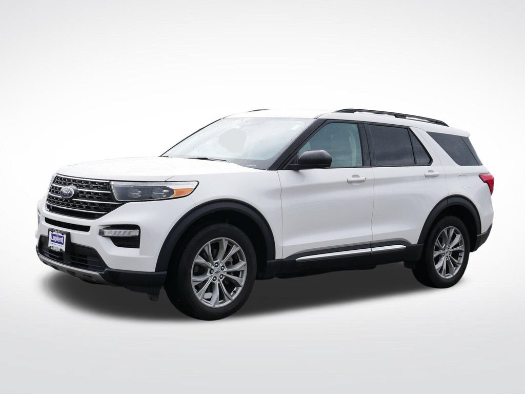 Certified 2023 Ford Explorer XLT w/ Equipment Group 202A AWD/4WD image 7