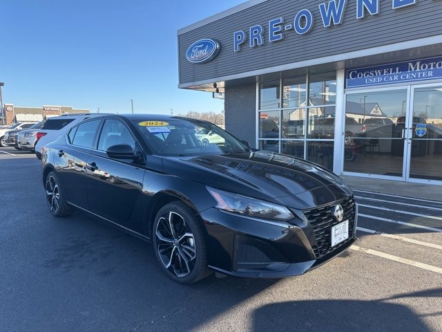 Used 2024 Nissan Altima 2.5 SR image 8