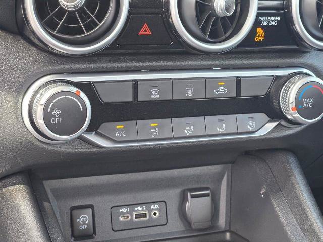 Used 2024 Nissan Sentra SV FWD image 25