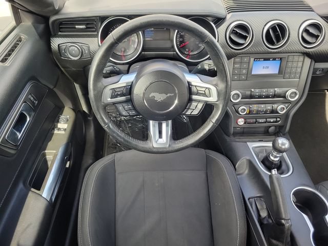Certified 2022 Ford Mustang Coupe RWD image 9