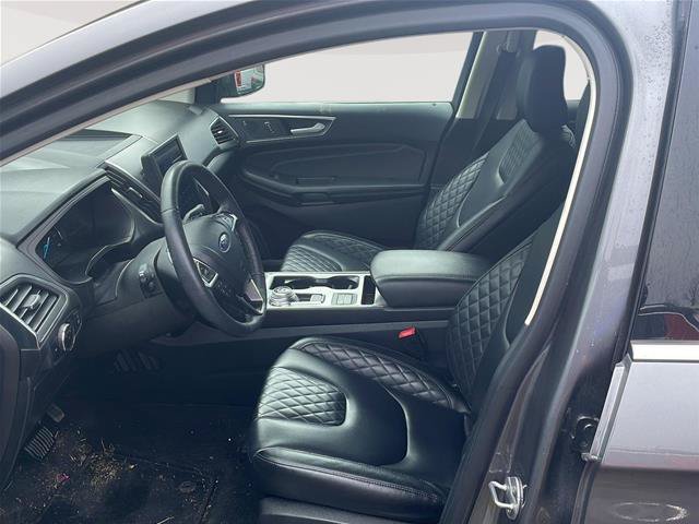 Certified 2024 Ford Edge Titanium AWD/4WD image 11