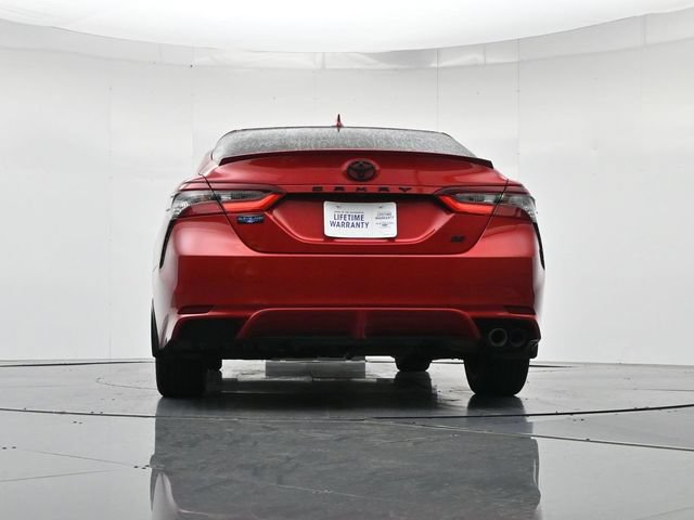 Used 2024 Toyota Camry SE w/ Convenience Package FWD image 39