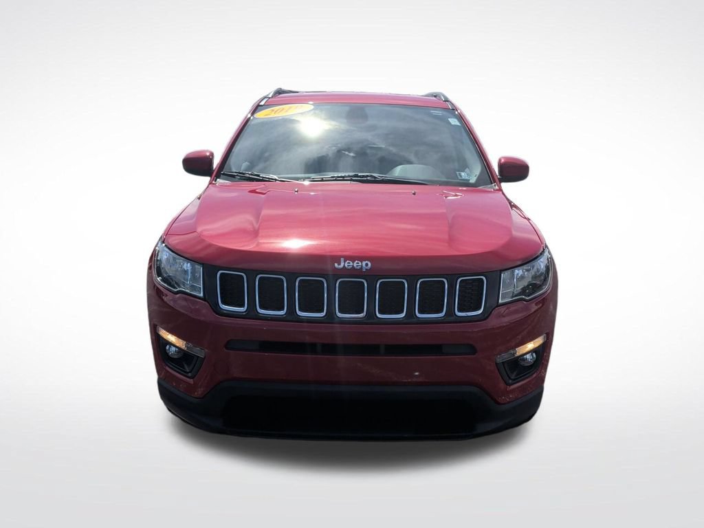 Used 2019 Jeep Compass Latitude w/ Popular Equipment Group AWD/4WD image 11
