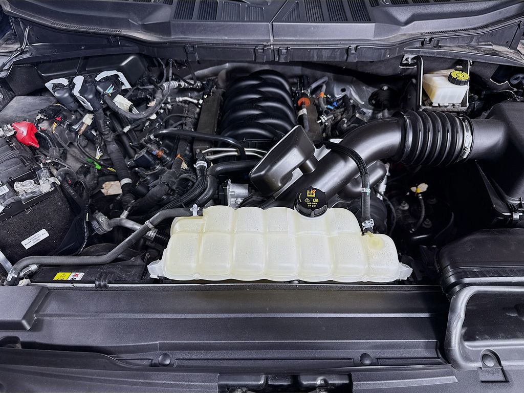 Certified 2022 Ford F150 XLT w/ Equipment Group 302A High image 30