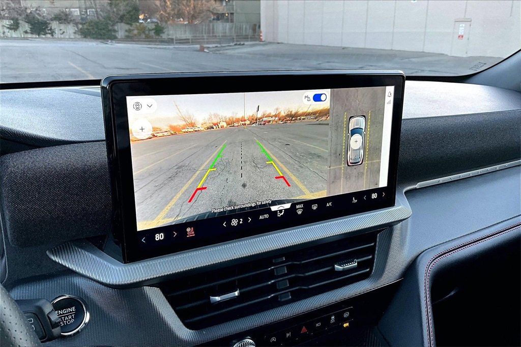 Certified 2025 Ford Explorer ST-Line w/ ST-Line Street Pack image 21