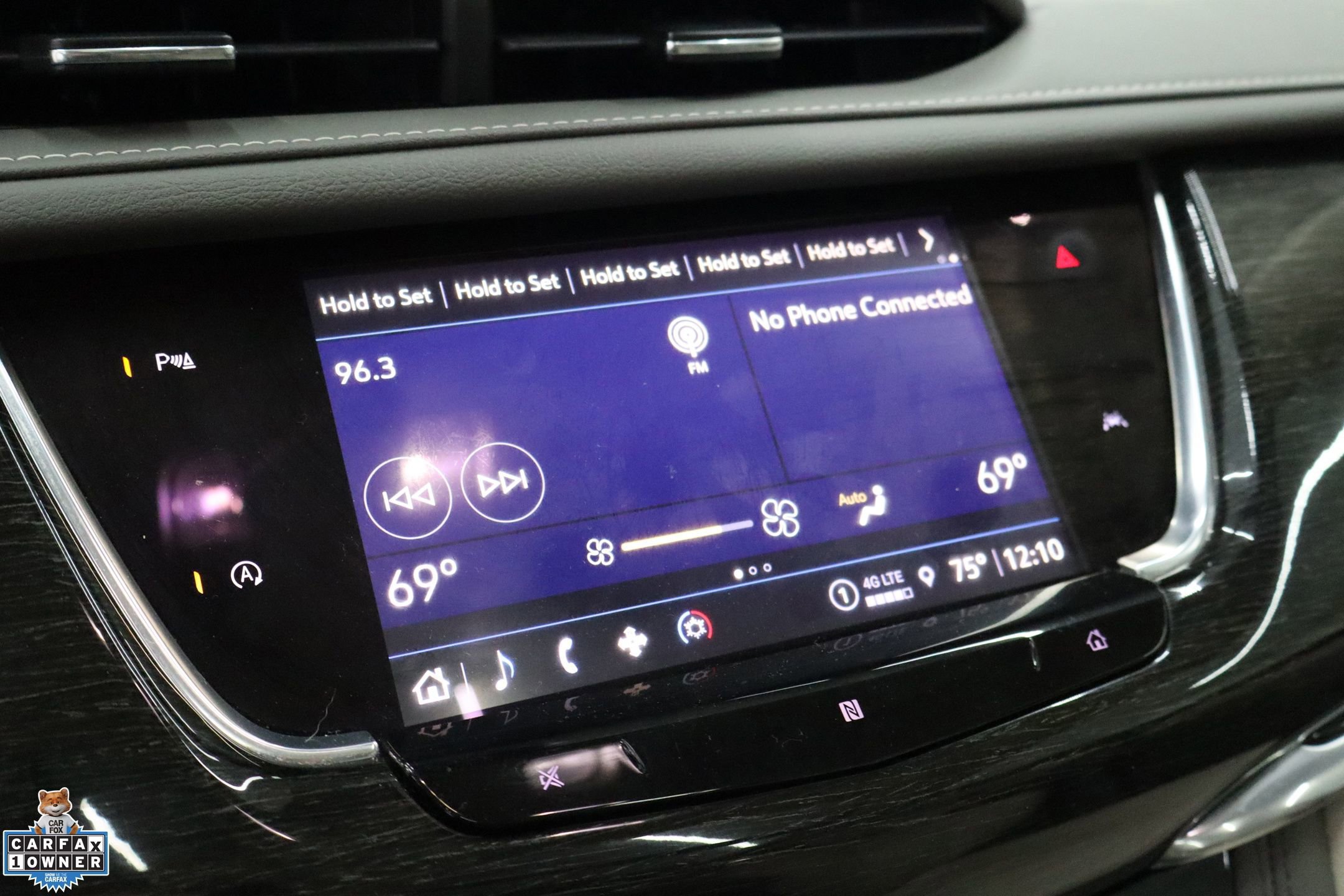 Used 2021 Cadillac XT6 Premium Luxury w/ LPO, Floor Liner Package image 20