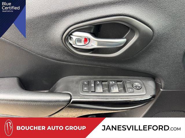Used 2020 Jeep Cherokee Latitude Plus image 18