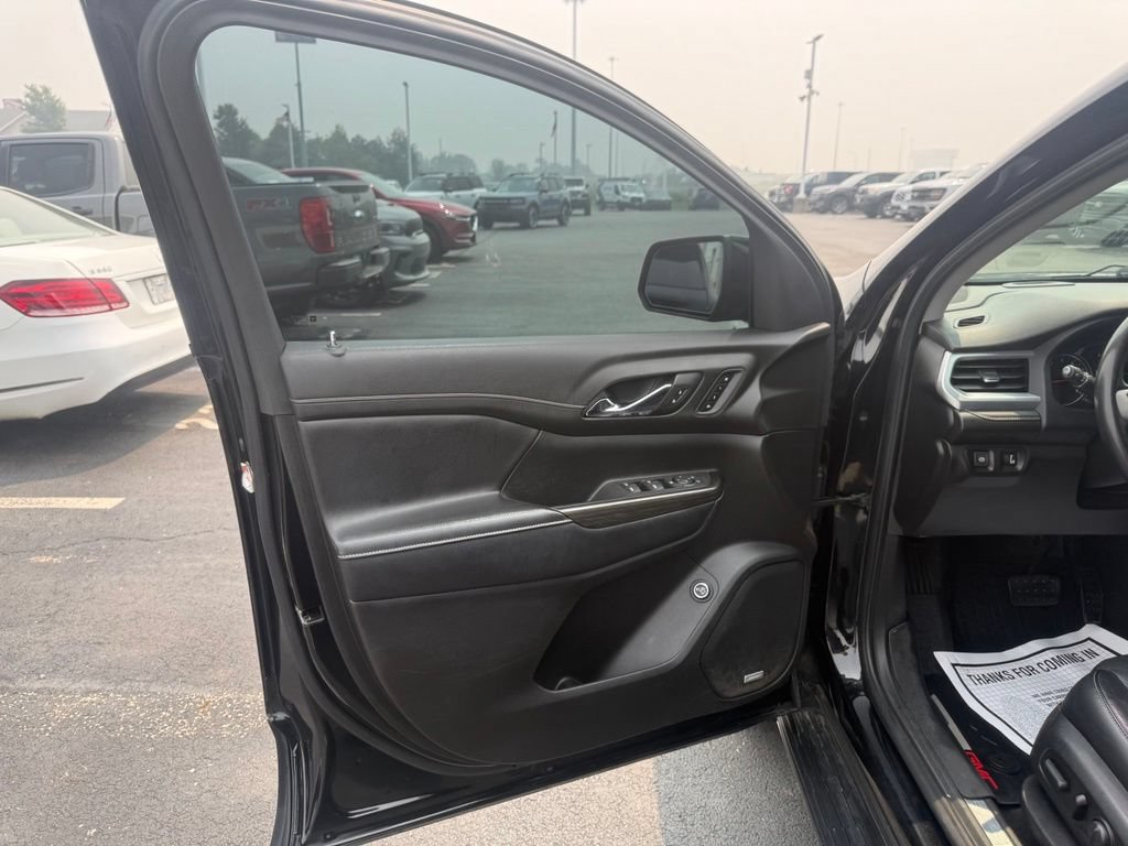 Used 2019 GMC Acadia SLT w/ LPO, Floor Liner Package AWD/4WD image 19