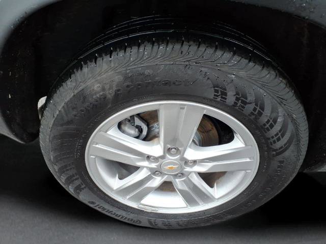 Used 2022 Chevrolet Trax LT w/ LT Convenience Package image 9