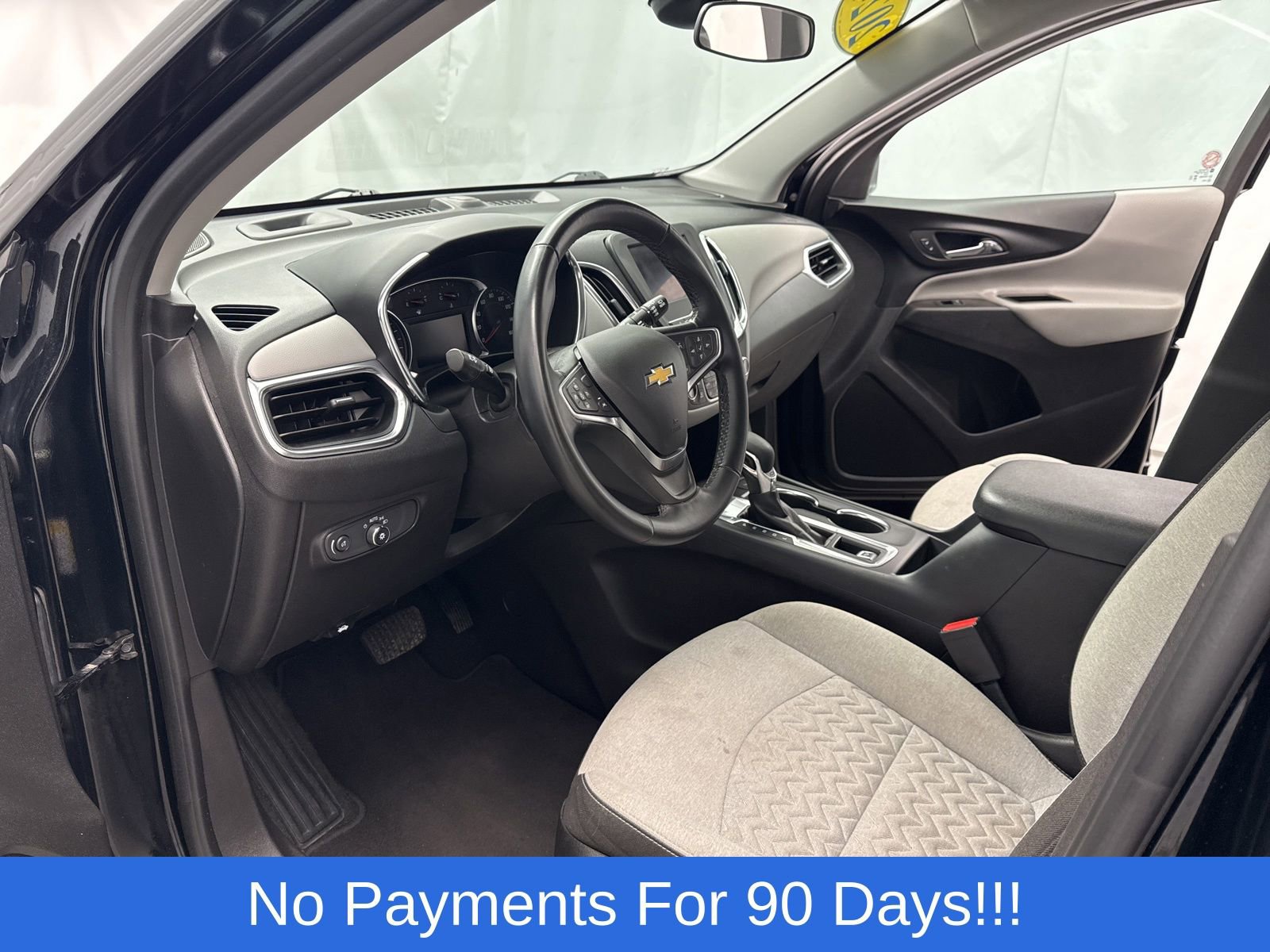 Used 2024 Chevrolet Equinox LT FWD image 11