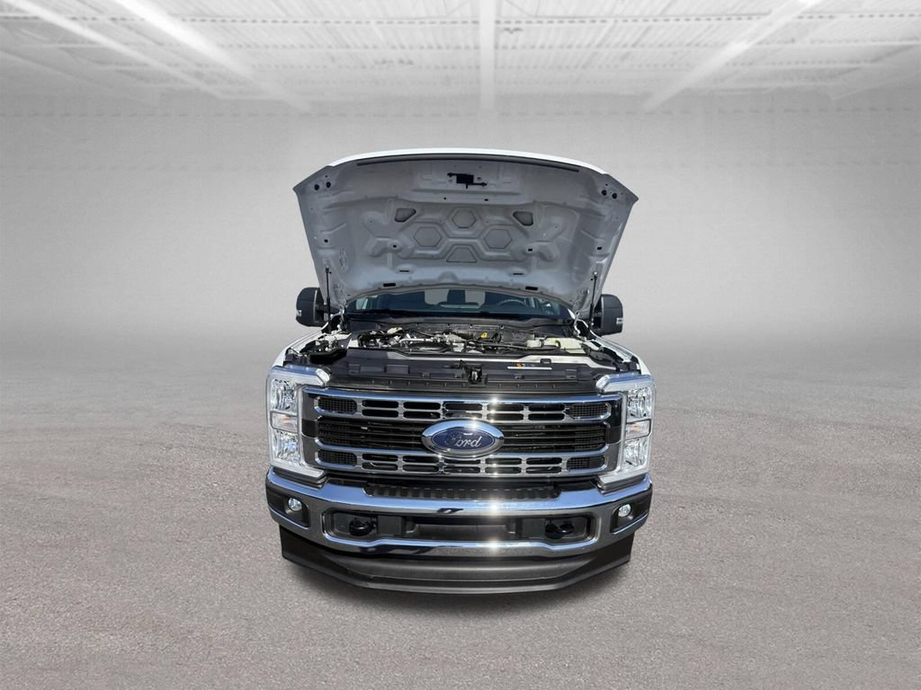 Certified 2025 Ford F350 XLT AWD/4WD image 62