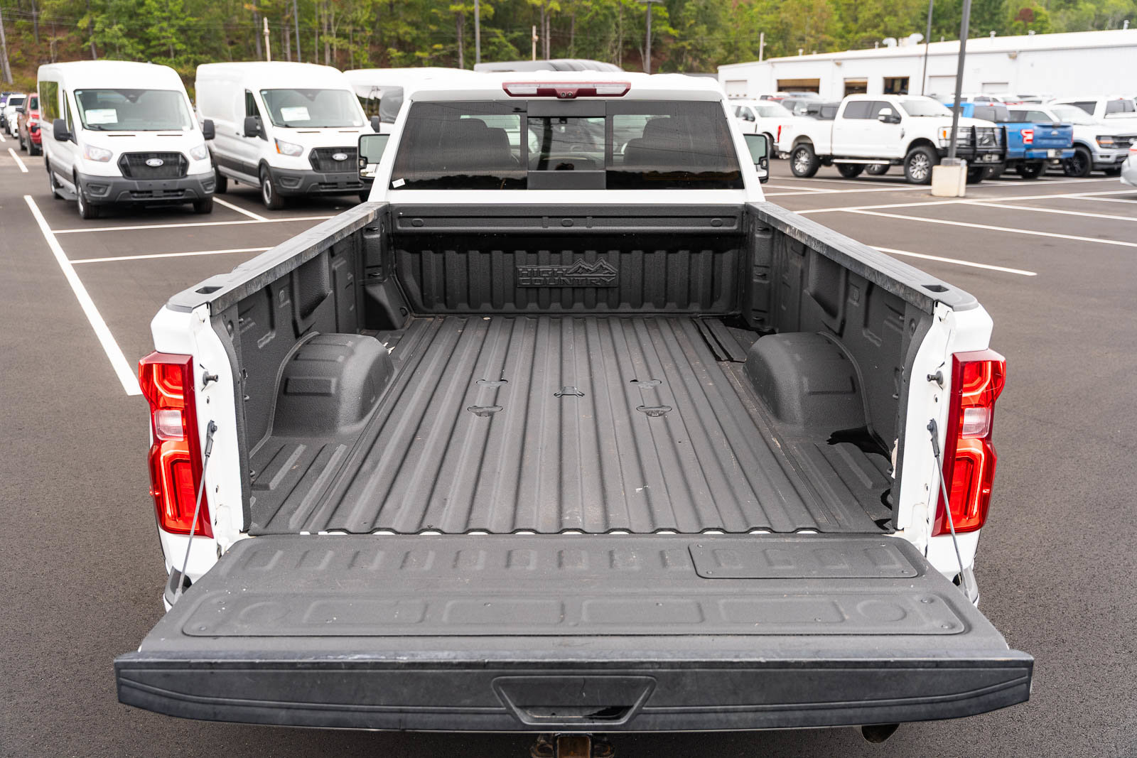 Used 2021 Chevrolet Silverado 3500 High Country AWD/4WD image 16