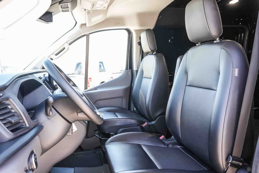Certified 2025 Ford Transit 150 Low Roof RWD image 16