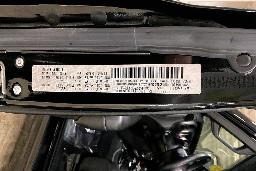 Used 2020 Jeep Wrangler Sport AWD/4WD image 29