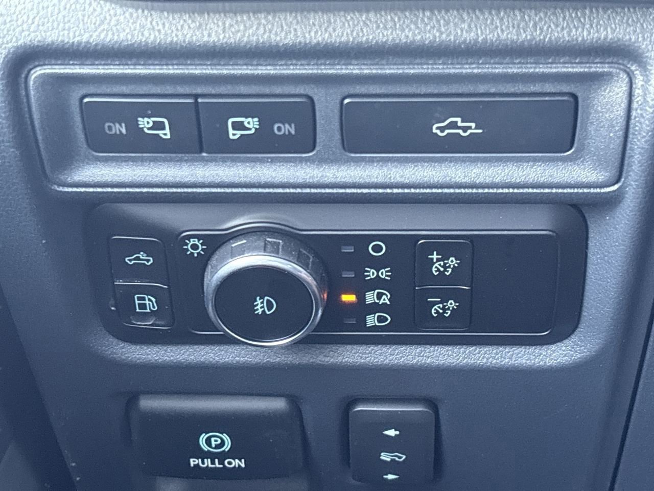 Certified 2023 Ford F150 Lariat w/ Equipment Group 502A High image 29