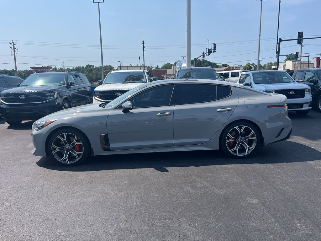 Used 2018 Kia Stinger GT2 AWD/4WD image 4