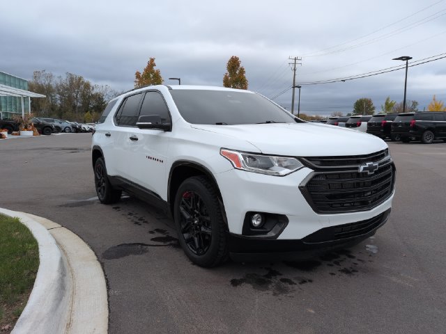 Used 2021 Chevrolet Traverse Premier w/ Redline Edition FWD image 7