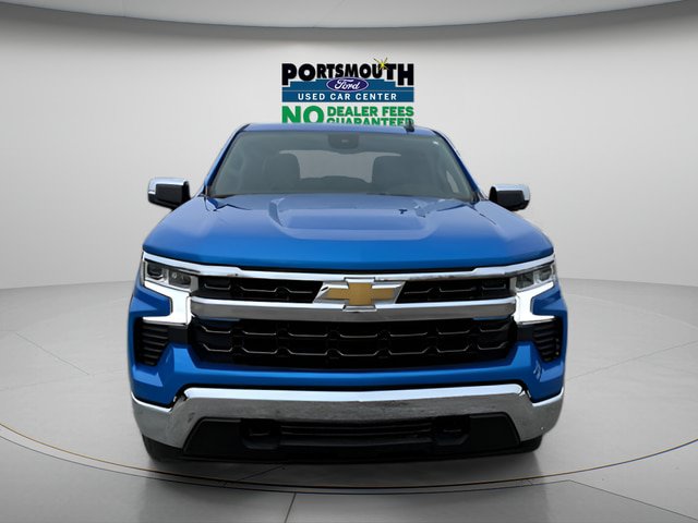 Used 2025 Chevrolet Silverado 1500 LT AWD/4WD image 9