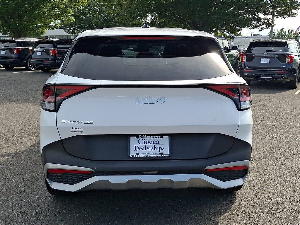 Used 2023 Kia Sportage EX FWD image 8