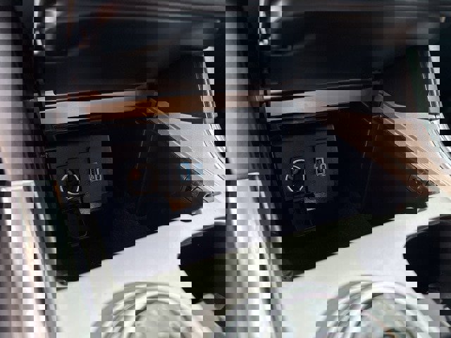 Certified 2022 Ford Explorer XLT w/ Equipment Group 202A image 19