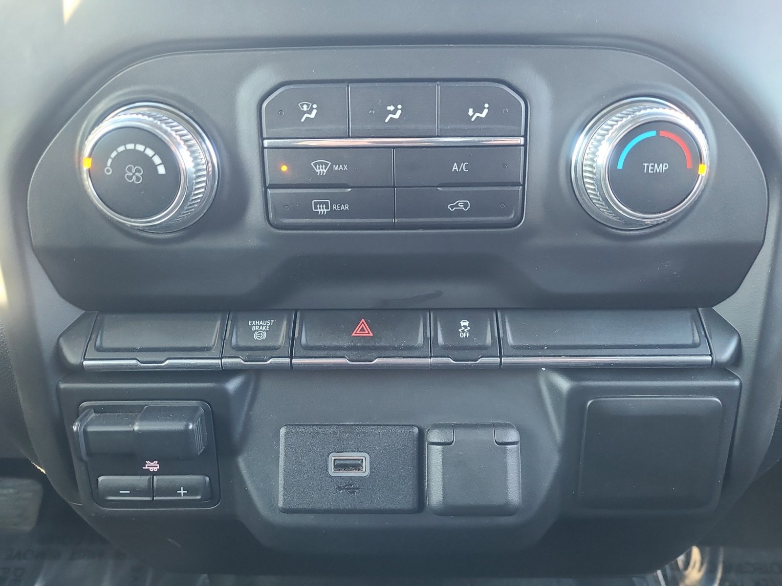 Used 2020 GMC Sierra 3500 4x4 Crew Cab w/ Convenience Package image 29