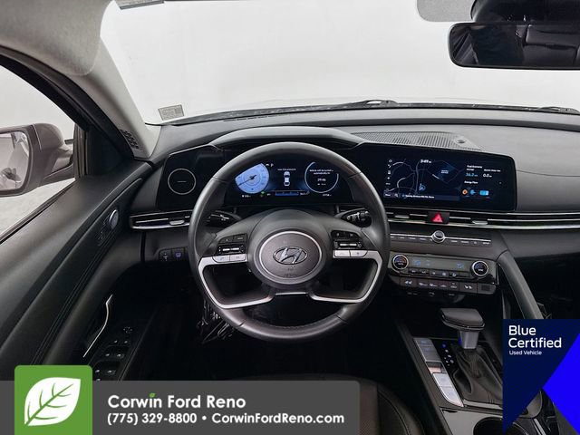 Used 2023 Hyundai Elantra Limited image 28