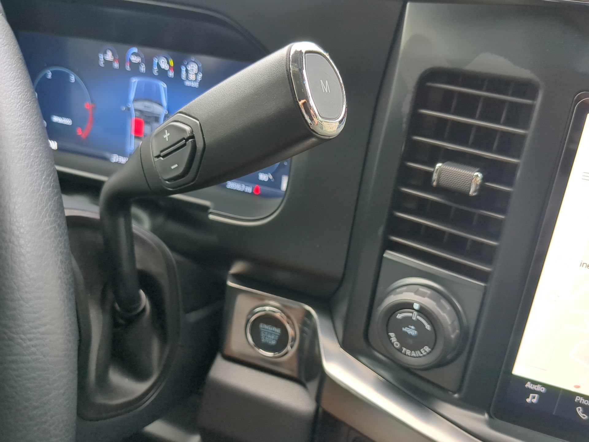 Certified 2025 Ford F250 Lariat w/ Lariat Ultimate Package AWD/4WD image 65