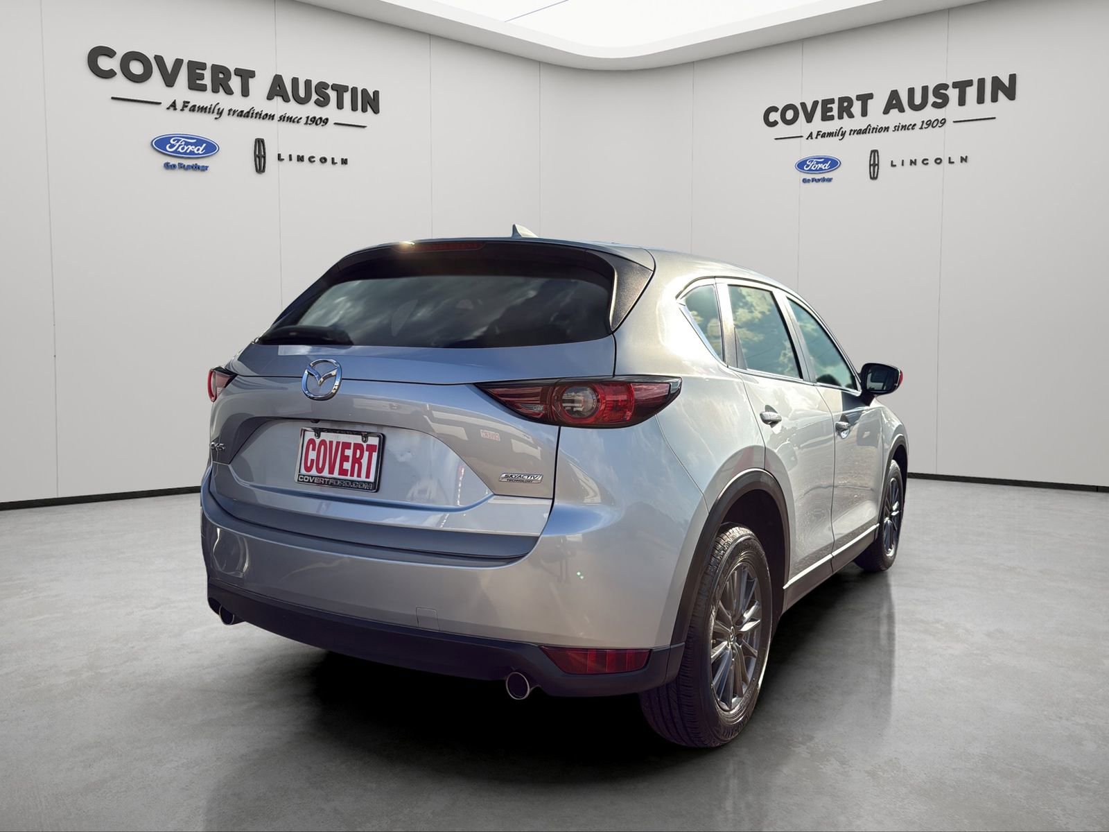 Used 2019 MAZDA CX-5 Touring FWD image 5
