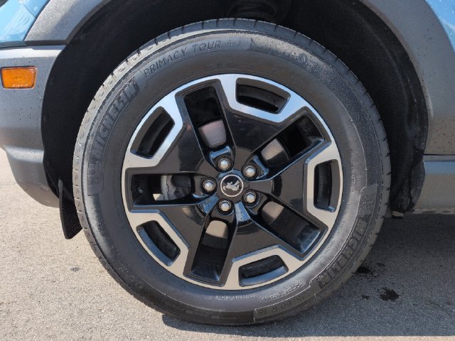 Certified 2022 Ford Bronco Sport Outer Banks AWD/4WD image 10